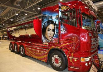 Thord Gahne dro i land seieren i Scandinavian Truck Trophy med denne lastebilen, en Scania R480 «Big Chief».