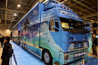 Svenske Ralf Ekdahl tok andreplass med dette glansbildet av en bil, en Volvo FH16 XL «Road Cruiser».