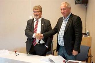 Fylkesordfører i Troms, Knut Werner Hansen, og adm. direktør Frode Nilsen i LNS.