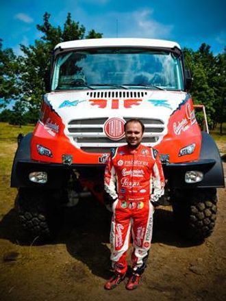 Ales Loprais foran Tatra-en han vil vinne Silk Way og Dakar med.