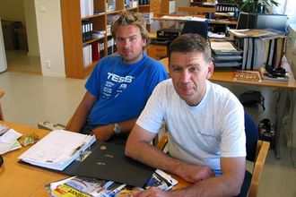 At sønnen Jon Arve er kommet med i virksomheten gleder Johan Rognerud.