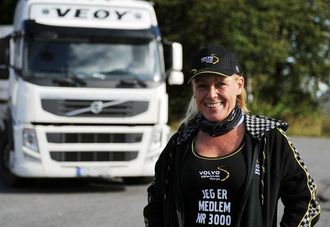 Veøy AS er et godt sted å jobbe, sier Gunn Heidi.