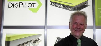 Jan Floberg hevder at Dig Pilot har den skarpeste standen på Bauma 2013. Vi strekker oss så langt som å si at det er en av de grønneste