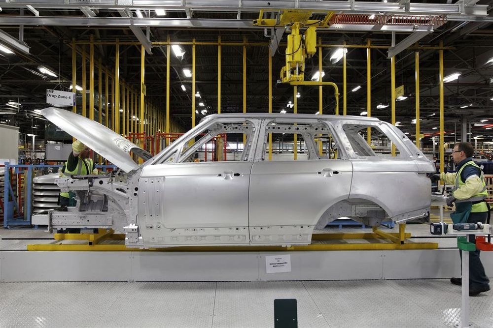 Hydro leverer aluminumsdeler til Range Rover. En Range Rover Sport ble 500 kilo letter ved å erstatte stål.