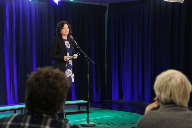 Solvei Horne (Frp). Barne-, likestillings- og integreringsminister.