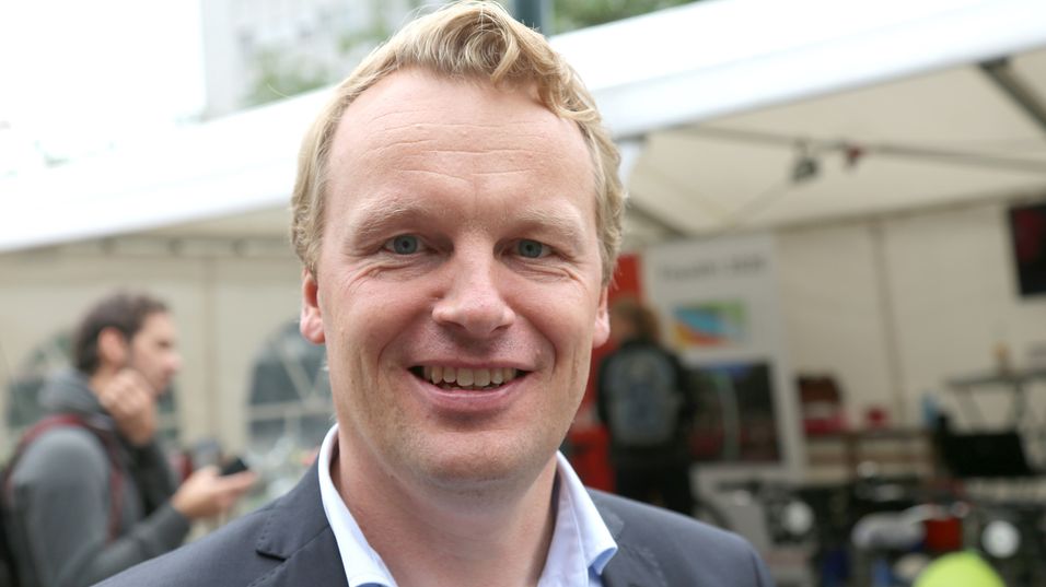 Leder for bedriftsmarkedet i Telia Norge, Jon Christian Hillestad, sier de opplever stor pågang rundt tingenes Internett.