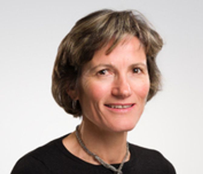 Kaja Kierulf er avdelingsdirektør ved Regionsenter for barn og unges psykiske helse i Helseregion Sør og Øst.