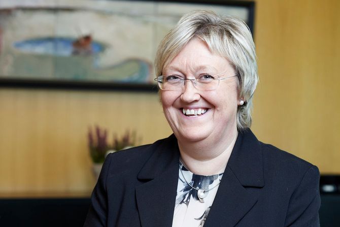 Elisabeth Aspaker.