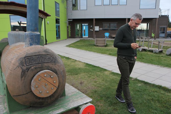 Hans Jacob Sundby er spent på hvilke vedtak politikerne gjør for barnehagesektoren.