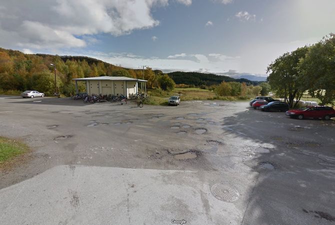 Friluftsområdet Maskinisten ligger 30 meter fra porten til barnehagen.