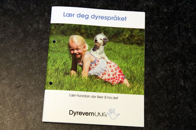 Heftet fra Dyrevernalliansen skal lære barn å forstå dyrene bedre og å ta hensyn til hvordan de oppfører seg.