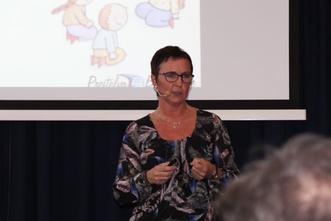 Nylig deltok Oddrunn Kvammen på en konferanse i Oslo om barns seksualitet og forebygging av overgrep, for å fortelle om barnehagens erfaringer med Æ E MÆ.