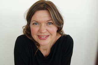 Cecilie Dyrkorn Fodstad jobber i norskseksjonen ved Dronning Mauds Minne høgskole.