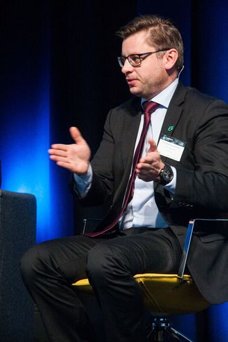 Ole Henrik Hannsidahl under elbilkonferansen Nordic EV Summit i 2018.