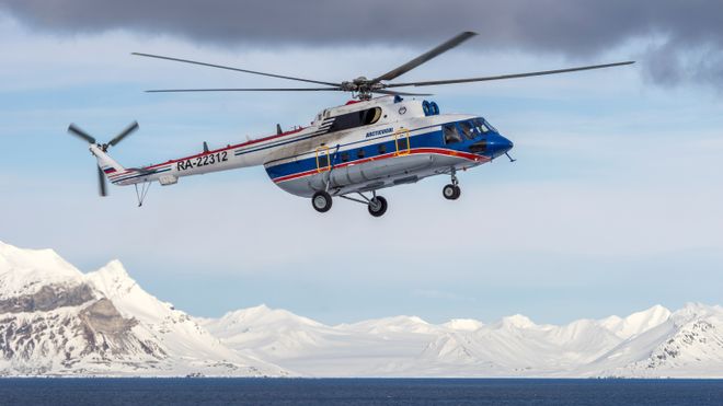 Åtte personer omkom i ulykken - nå bygges svalbardhelikopteret om