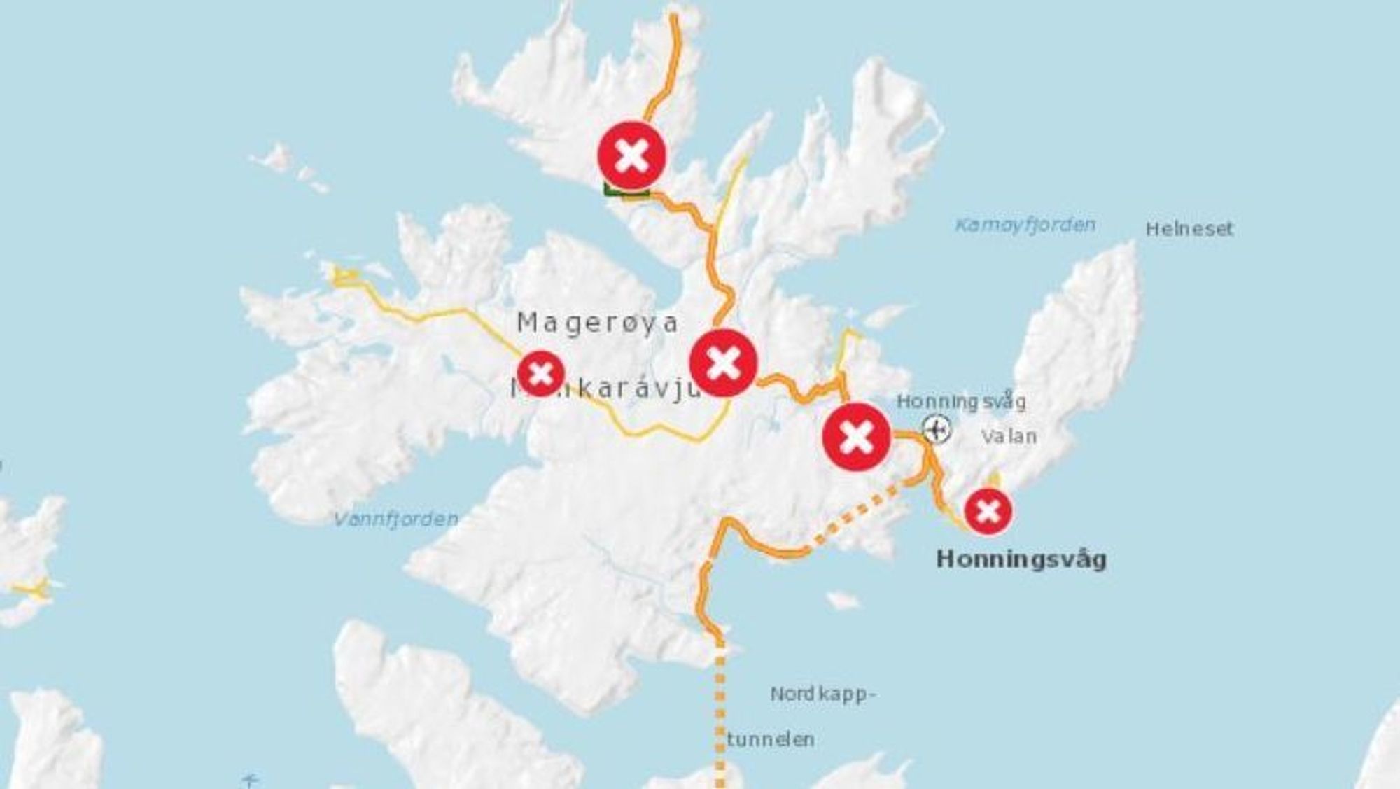 I alt fem strekninger på Magerøya i Finnmark er stengt mandag. 