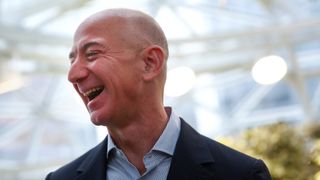 Amazon-gründer Jeff Bezos på snarvisitt i Finnmark