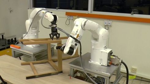 Disse robotene gjør bruksanvisningen fra Ikea overflødig