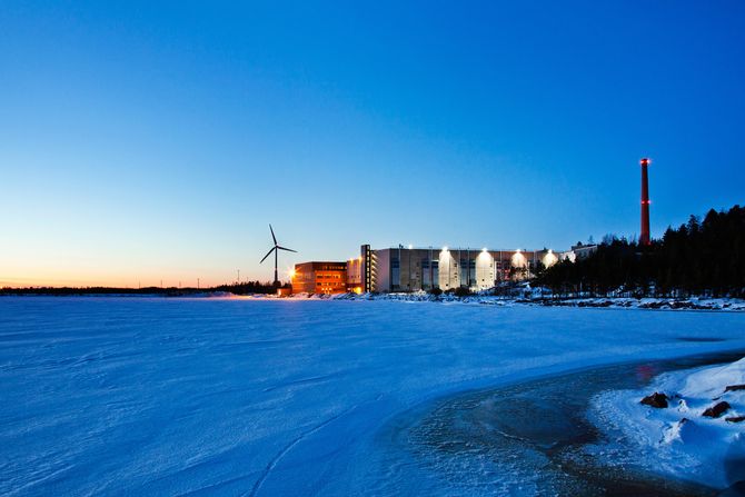 Googles datasenter i Hamina, Finland, ligger svært nær Finskebukta og har dermed rikelig tilgang på kaldt vann.