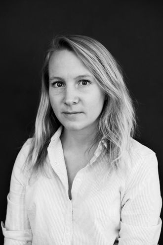 Frilansjournalist Emma Tollersrud er ansatt i Klassekampen.