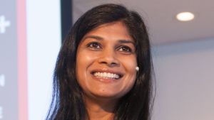 Laxmi-Akkaraju_76.300x169.jpg