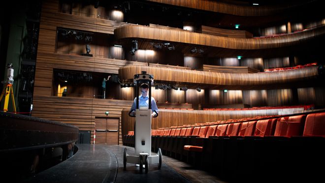 Denne roboten 3D-scanner Operahuset i Oslo.