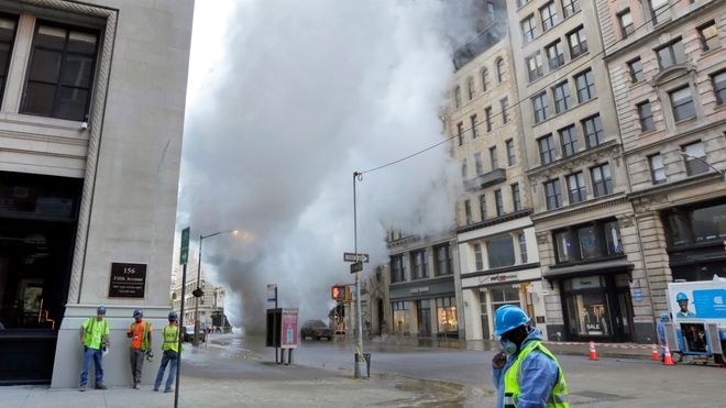 Asbestisolert rør eksploderte på Fifth Avenue