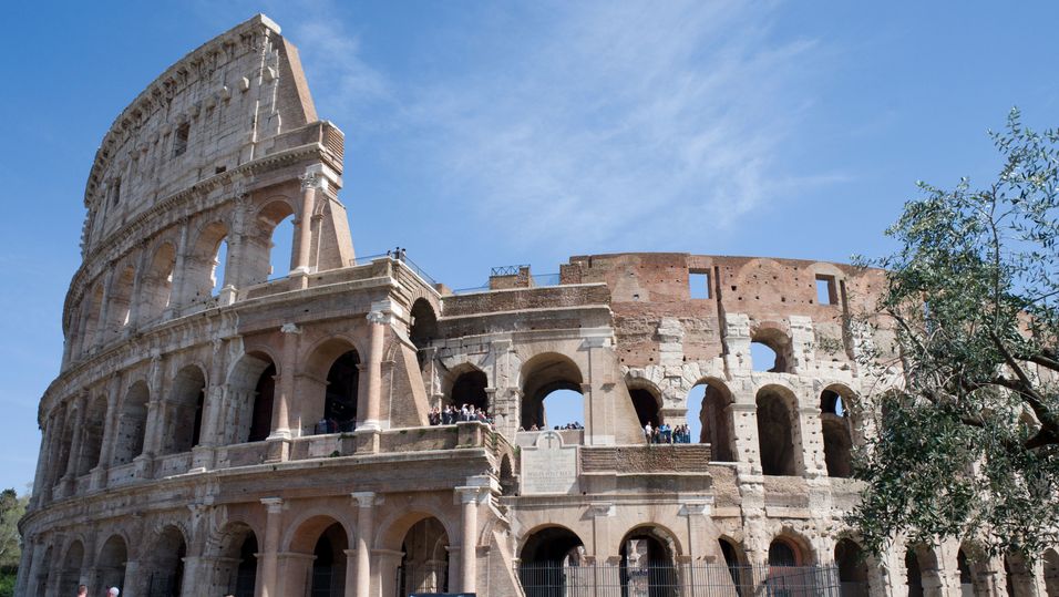 Møtet mellom FTTH Council, Berec og fiberbyggere fra fire land møttes i sommer i den italienske hovedstaden Roma, her representert ved ruinen av amfiteateret Colosseum.