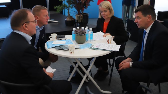 Marie Benedicte Bjørnland, Klas Friberg, Antti-Juha Pelttari og Tor Mikkel Wara