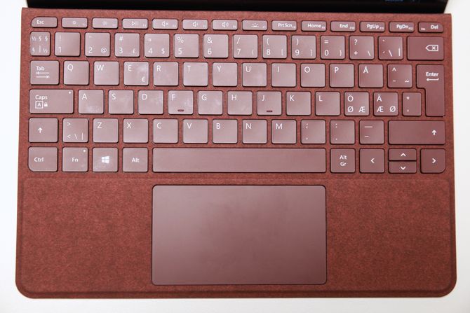 Surface Go Signature Type Cover.