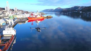 Sjøfartsdirektoratet samarbeider med Kystverket og Kystvakta om å bruke droner med svovelsensorer for å avsløre skip med for høyt svovelinnhold i drivstoffet.