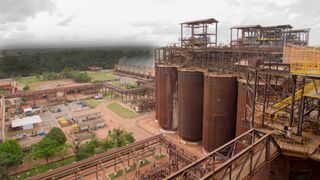 Hydro stenger ned i Brasil - norske smelteverk kan rammes