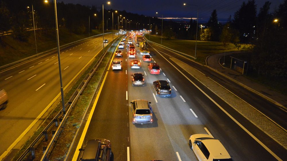 Rundt 700 biler deltok i aksjonen i Oslo mot de nye bomstasjonene som skal settes opp i 2019. 