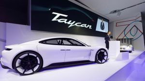 high_oliver_blume_porsche_taycan_porsche