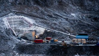 Svalbard Globale Frøbank, kalt Frøhvelvet, skal sikres mot klimaendringer.