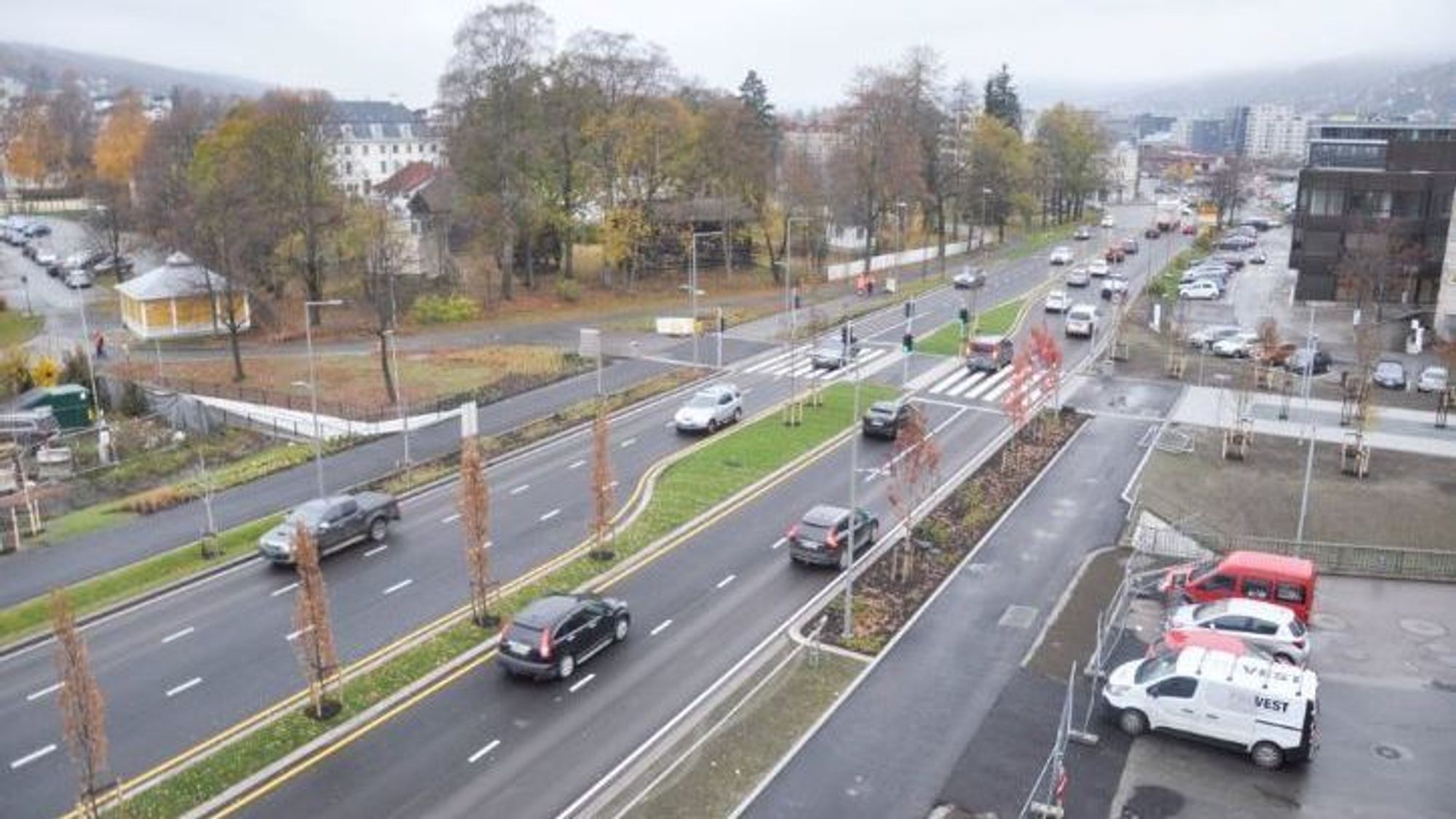 Drammenserne fikk mandag ta i bruk en helt nye Bjørnstjerne Bjørnsons gate. 
