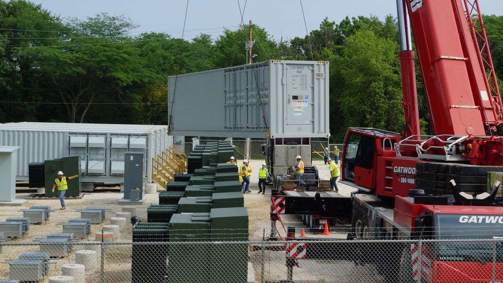 Batteriparken Jake Energy Storage utenfor Chicago, Illinois, kan lagre 7,8 MWh strøm og har en totaleffekt på 19.8 MW.