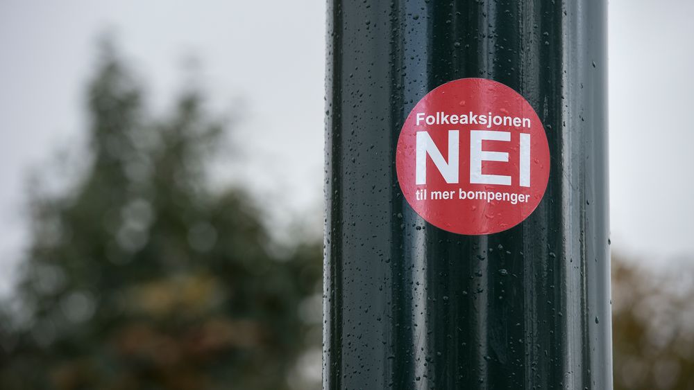 Bompengeaksjonist betaler boten på 25 000 kroner