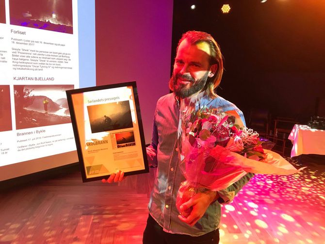 Vinner av årets foto ble Jacob Johannes Buchard, for sitt bilde fra skogbrannen i Birkenes, publisert i Fædrelandsvennen.