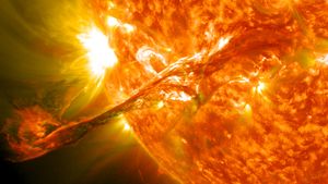 Magnificent_CME_Erupts_on_the_Sun_-_Augu