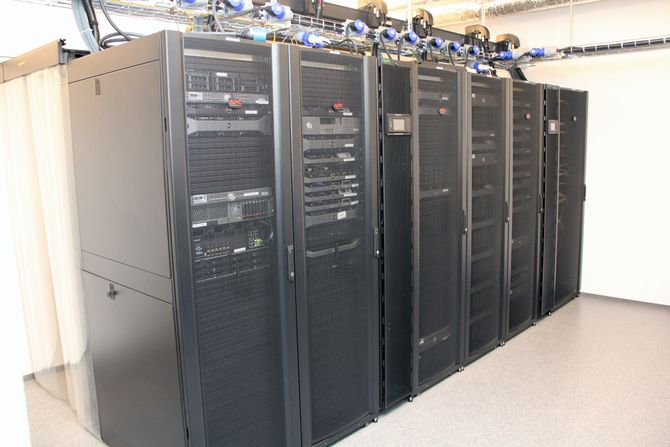 Serverparken til Ibas står i kjelleren hos selskapet, i lokaler som tidligere har blitt brukt til bankvirksomhet.