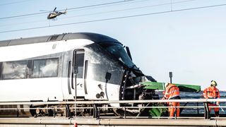 Kombinasjonen av togets fart og vindstyrken kan ha ført til ulykken på Storebælt-broen