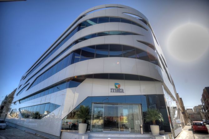 MITA Data Centre i Santa Venera, Malta, har en design som ifølge nominasjonen skal gi assosiasjoner til tilkoblingsmuligheter gjennom ulike teknologimedier, inkludert kretskort, programvareprosesser og internett generelt.