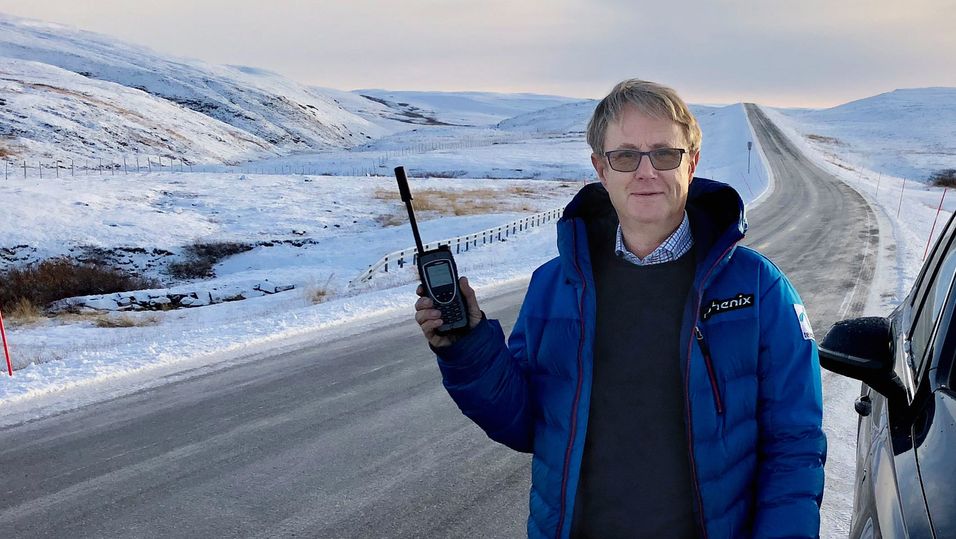 Telenor, her representert ved dekningsdirektør Bjørn Amundsen på tur over Ifjordfjellet i Finnmark, får kritikk for alvorlig rutinesvikt da all telekom ble slått ut i Øst-Finnmark 30. november.