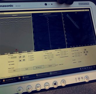 Radarsignalene tolkes i spesiallaget programvare som gir bilder søk- og redningsmannskaper kan tolke uten omfattende opplæring.