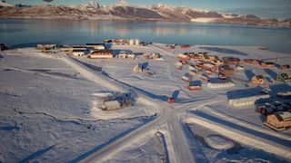 10 grader varmere på Svalbard:  – Det er allerede utfordringer med å bo der, og de kan bli stadig større