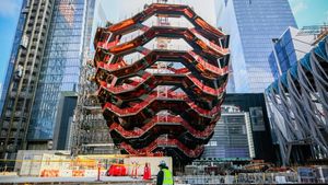 VESSEL%202%20Heatherwick%20Studio.300x16