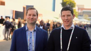 Anders Stensland (til venstre) og Matt Groom i Bouvet er eksperter på Hololens.