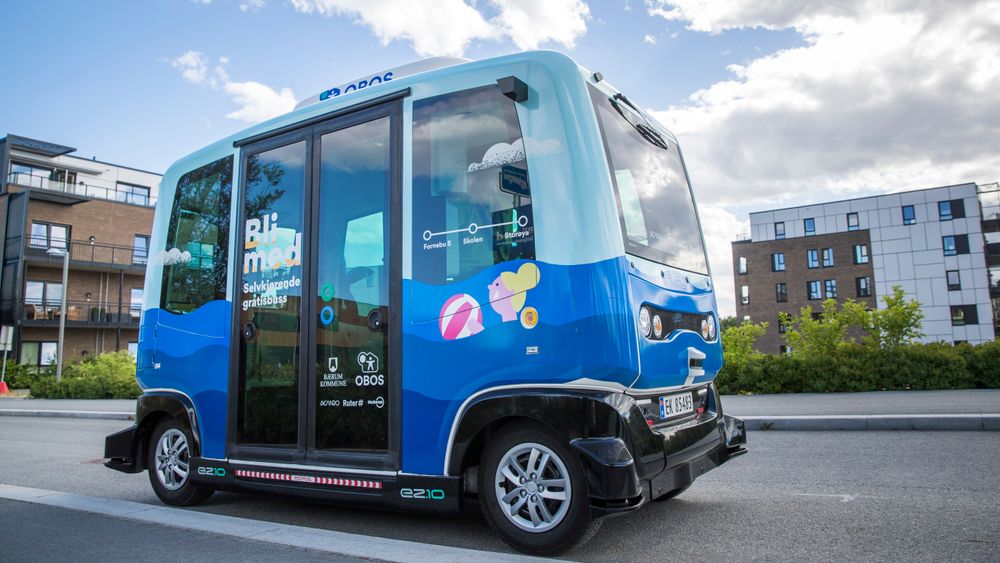 Denne selvkjørende bussen på Fornebu gikk i skytteltrafikk på strekningen mellom Fornebu S og Storøya sist sommer.