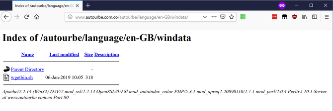Bildet viser at en skriptfil som ble brukt til spredningen av den nye Mirai-varianten, fortsatt lå på webserveren til det colombianske selskapet i går.